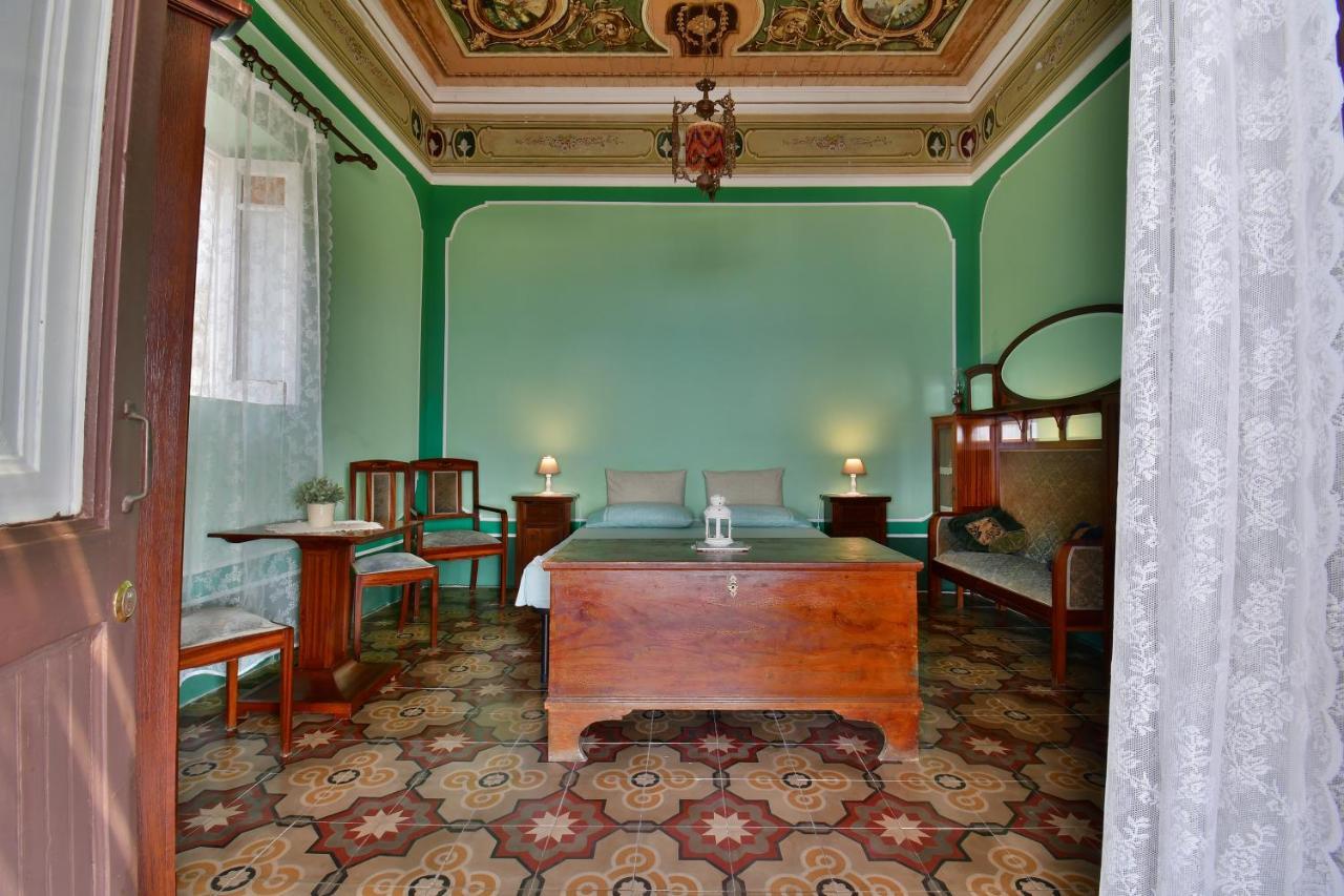 Mariangelica Hotel Ginostra Exterior photo